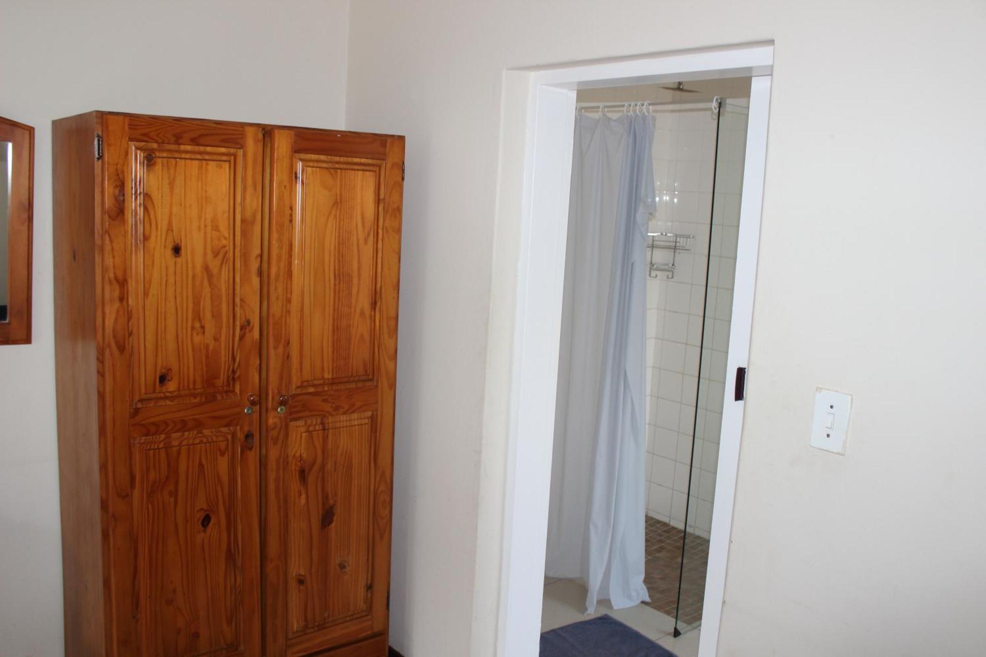 Purple Olive Guest House Претория Екстериор снимка