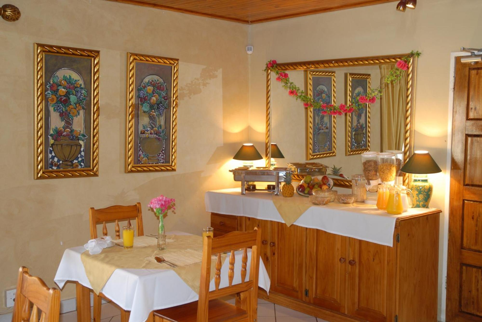 Purple Olive Guest House Претория Екстериор снимка