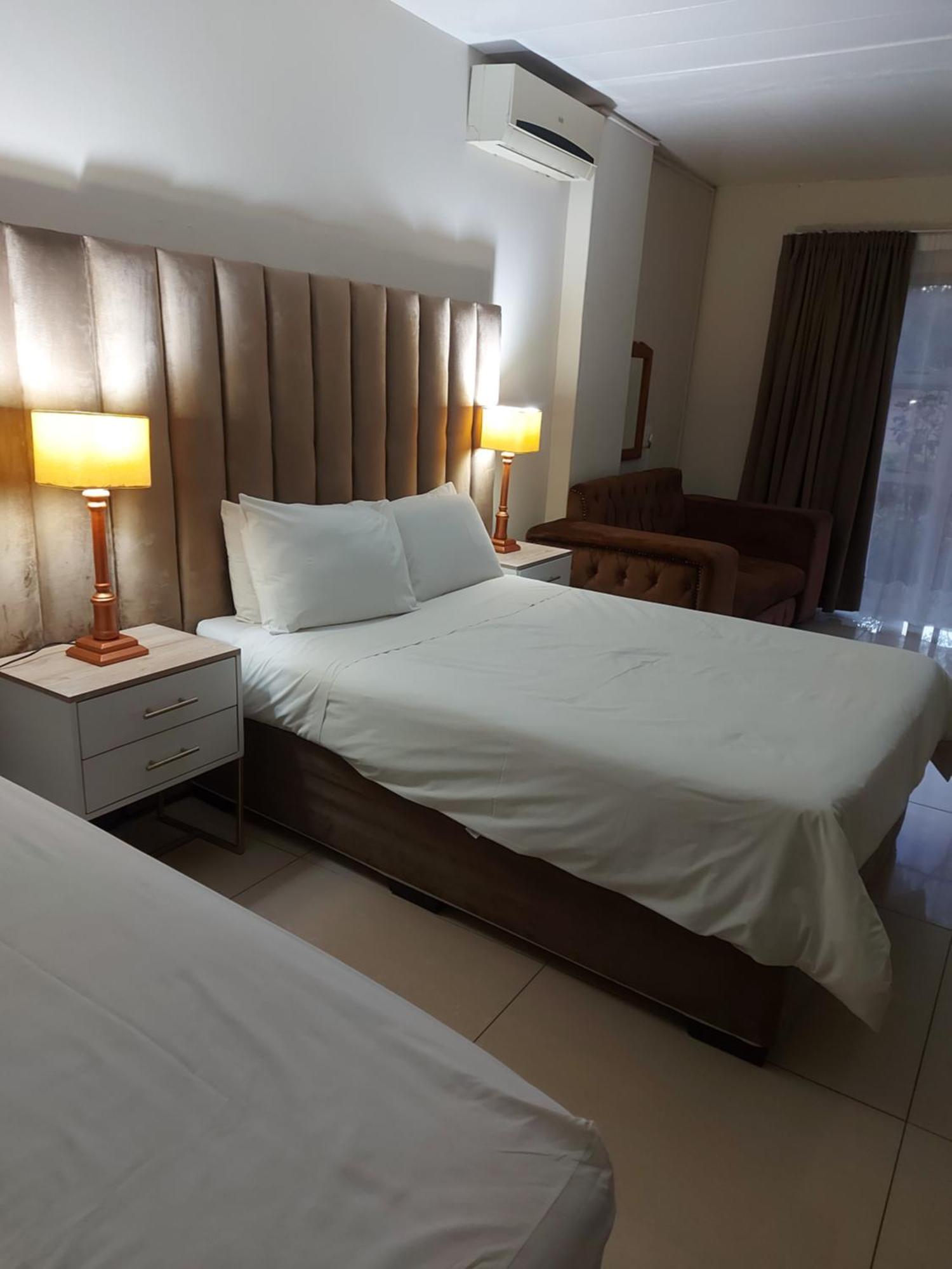 Purple Olive Guest House Претория Екстериор снимка